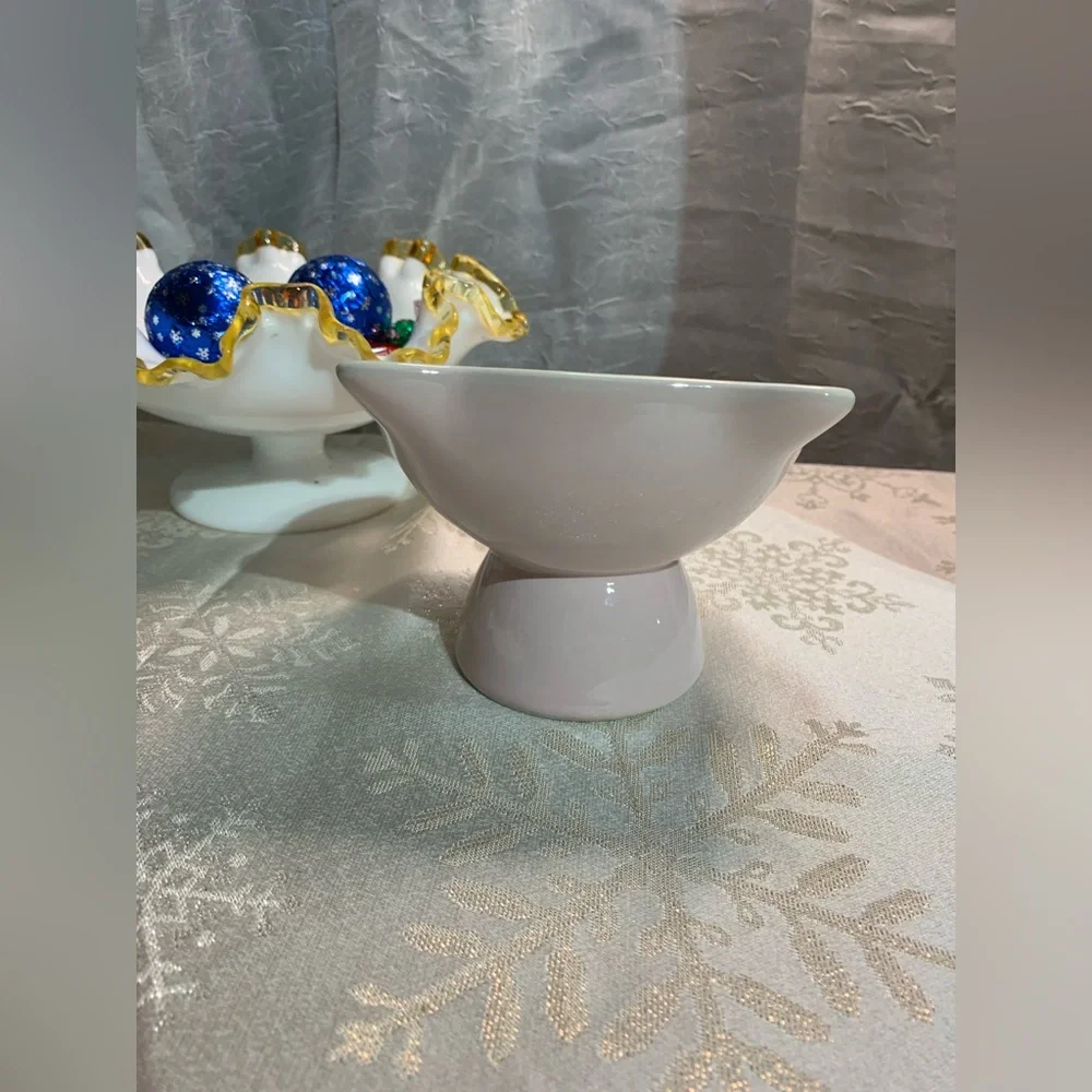 Pink Raised Cat Food Bowl